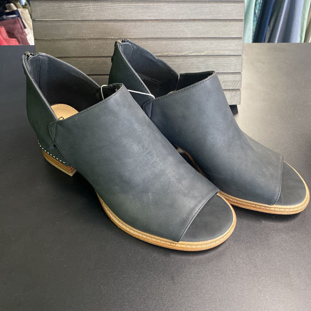 BLOCKS HEELS