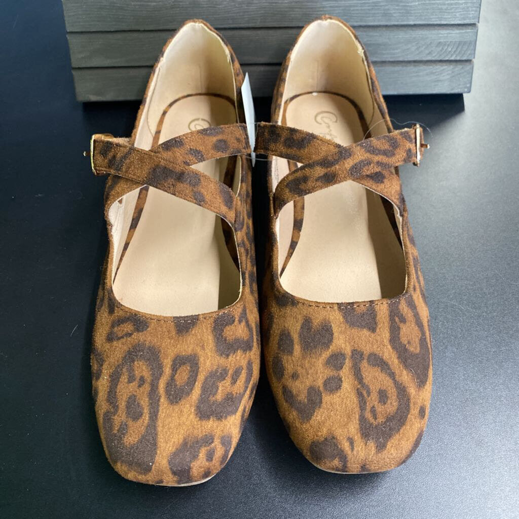 LEAPORD PRINT FLATS
