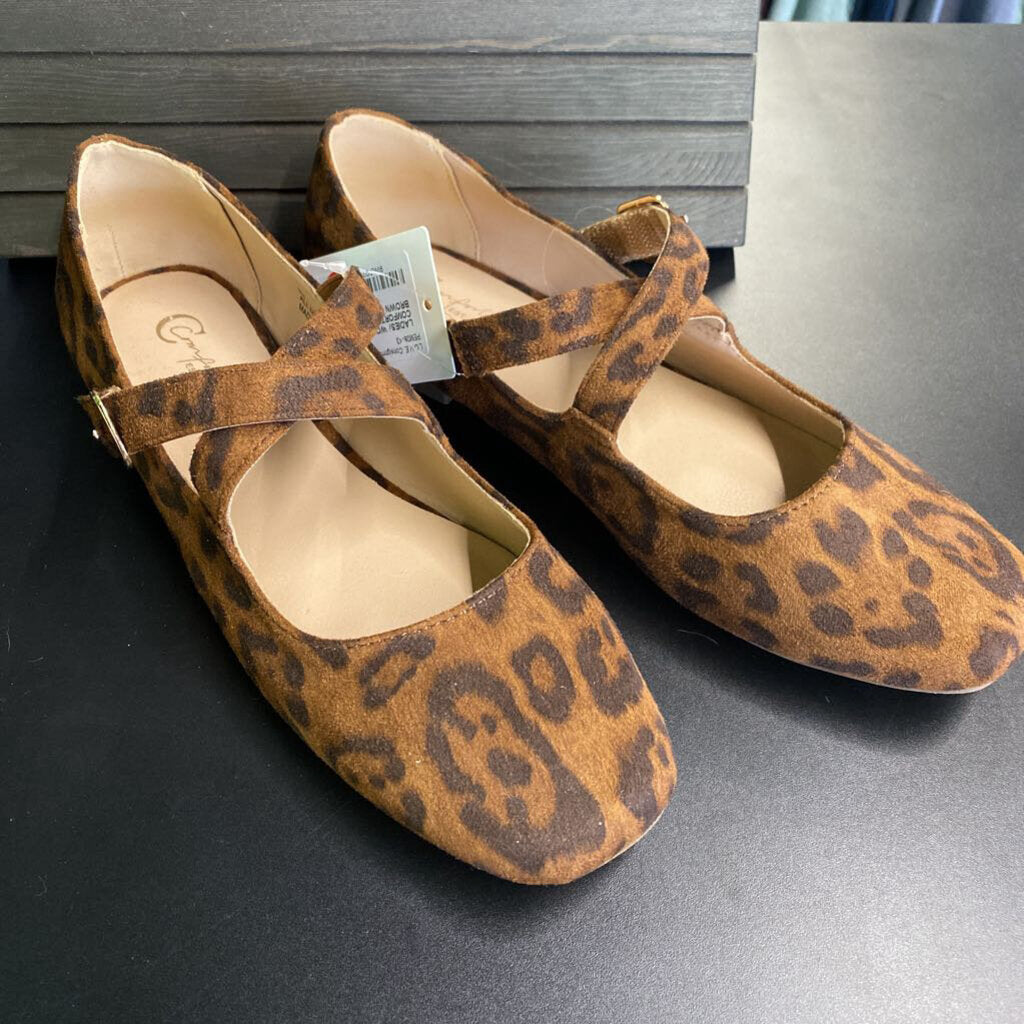 LEAPORD PRINT FLATS