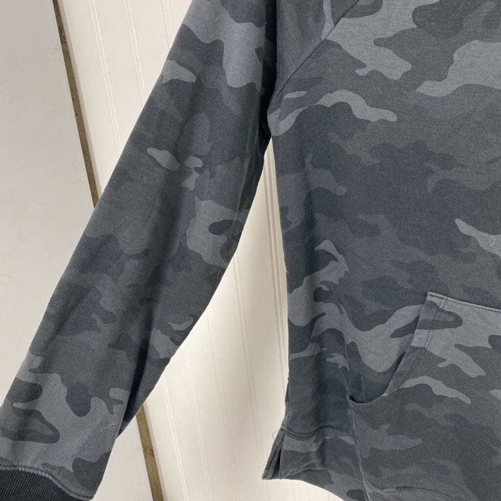 BLACK CAMO HOODIE