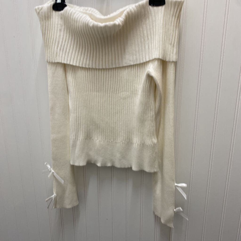 OFF THE SHOULDER SWEATER