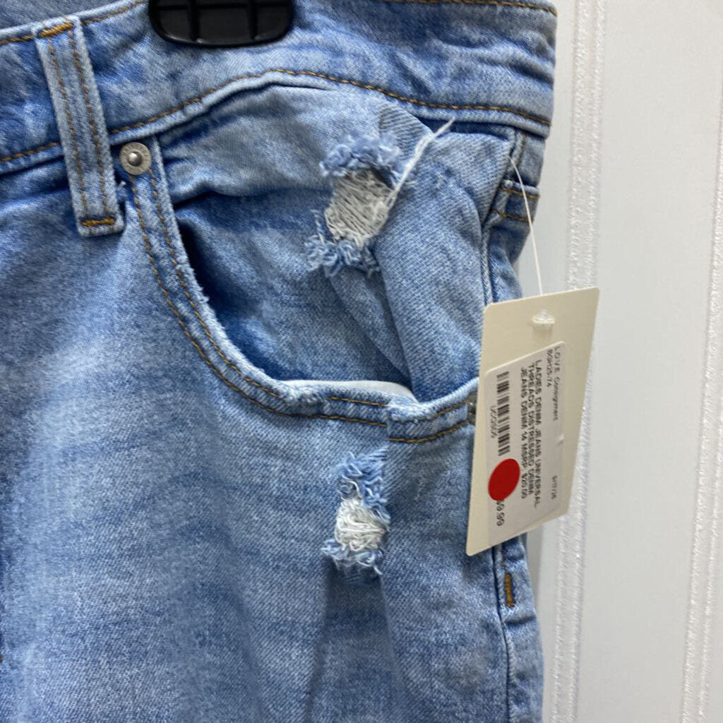 DISTRESSED DENIM JEANS