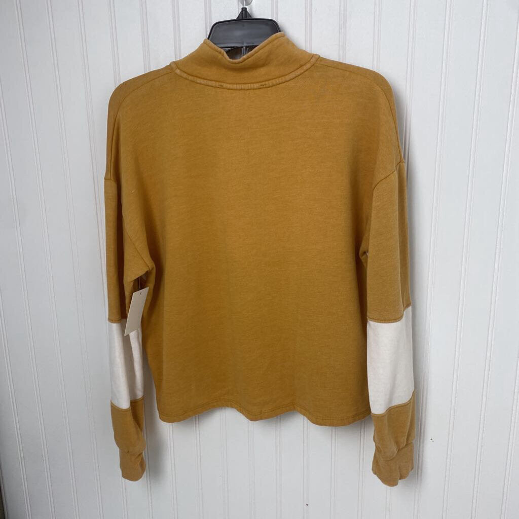 MOCK NECK SWEATSHIRT