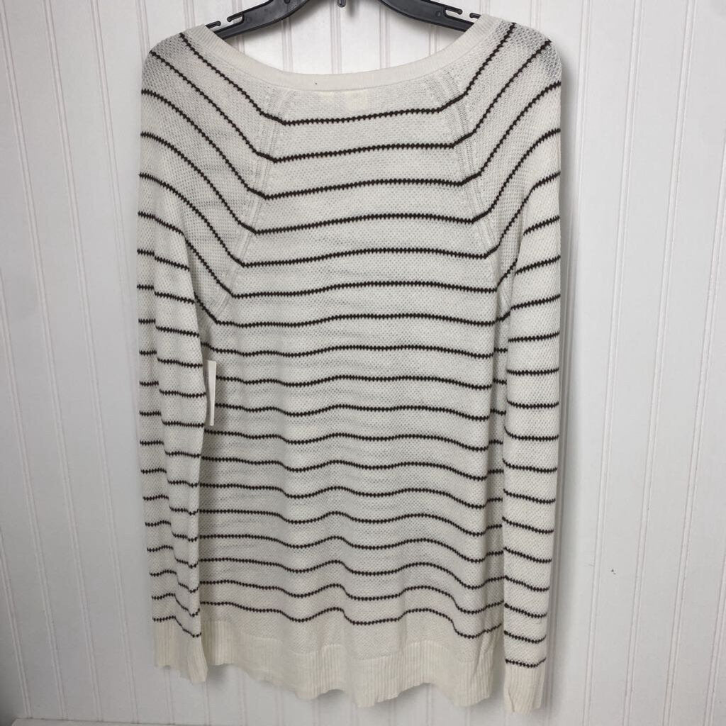 V NECK STRIPED SWEATER