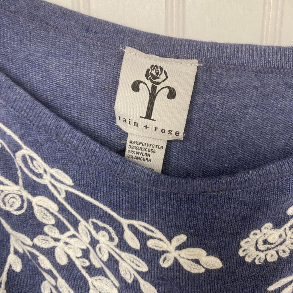 EMBROIDERED SWEATER