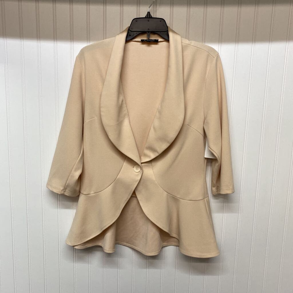 FITTED WAIST BLAZER WITH RUFFLE AT WAIST