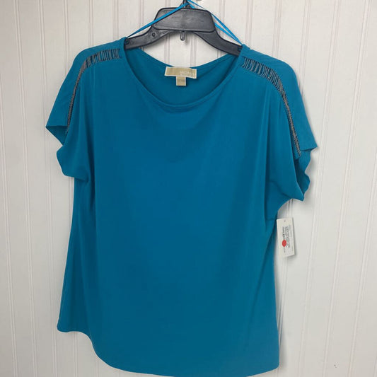 SHORT SLEEVE KNIT TOP
