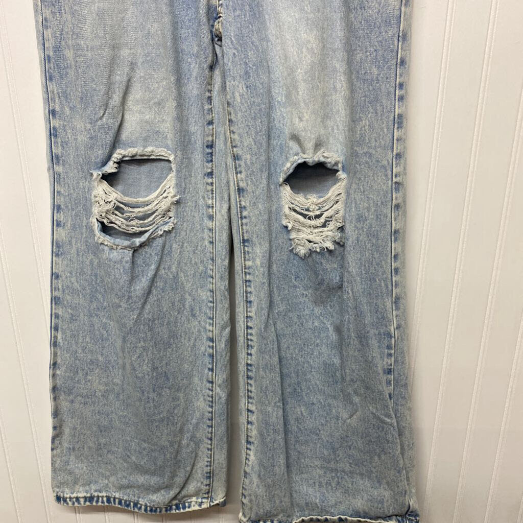 LADIES DISTRESSED JEANS