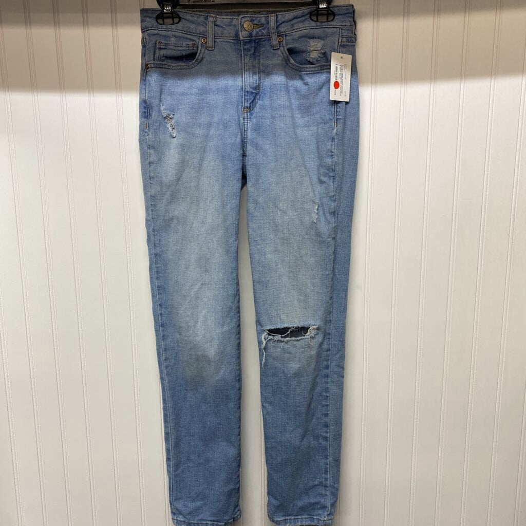 LADIES DISTRESSED JEANS