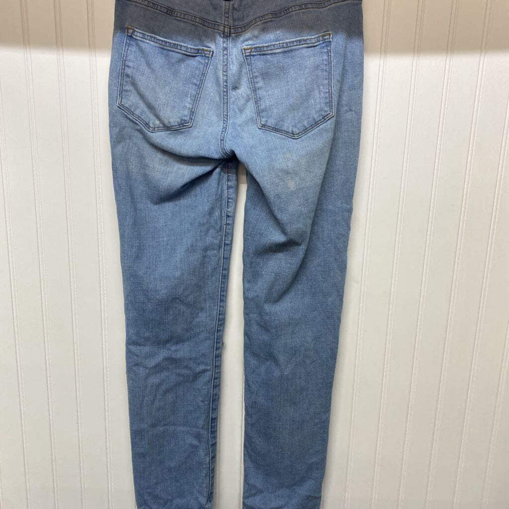 LADIES DISTRESSED JEANS