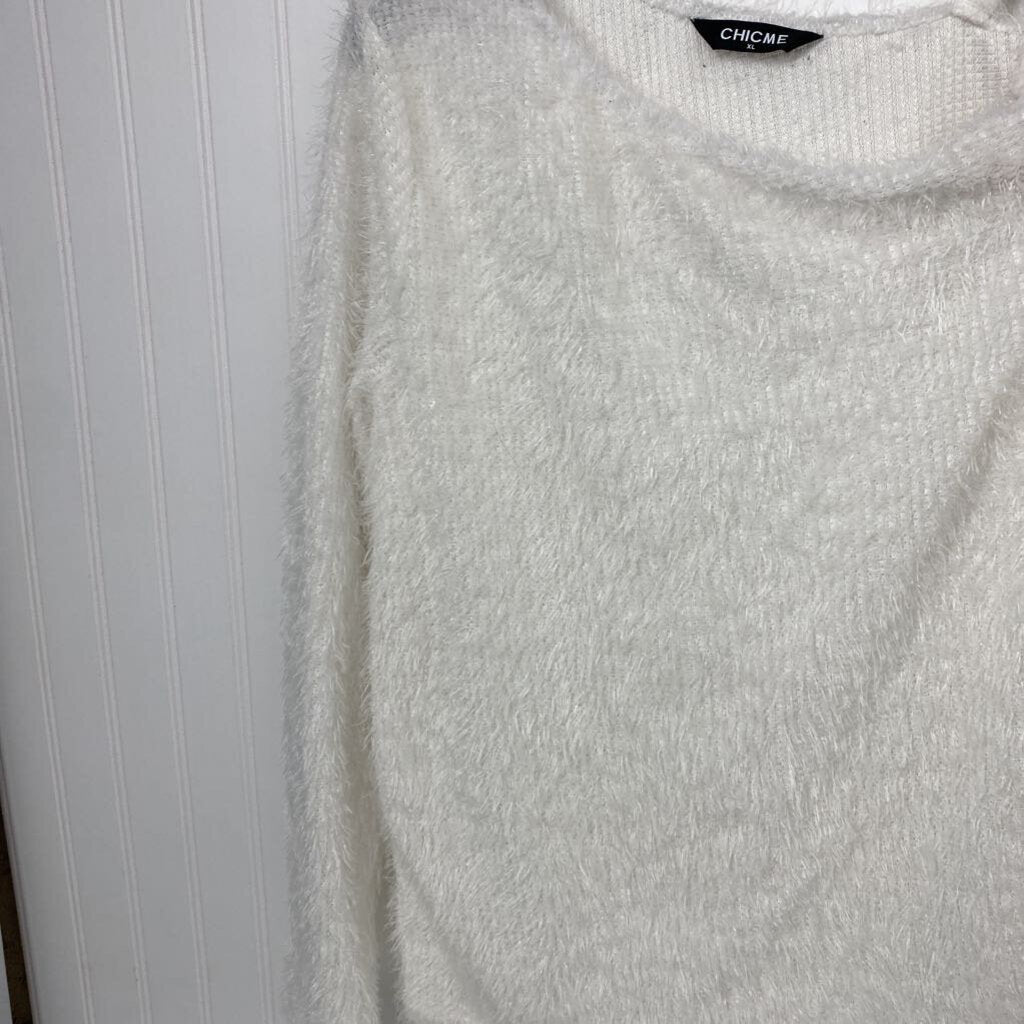 LONG SLEEVE KNIT TOP
