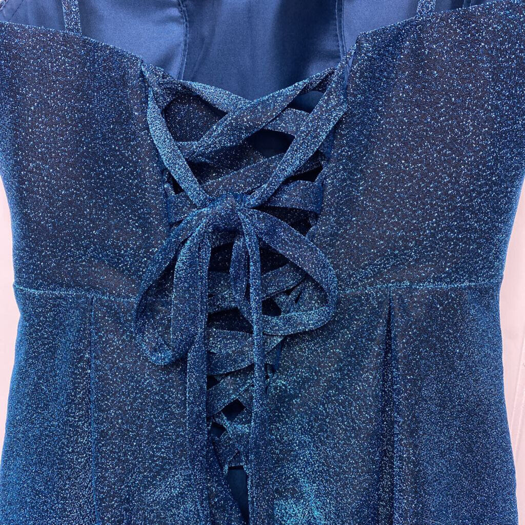 *STRAP VNECK DIP CRISSCROSS TIE IN BACK W/POCKET