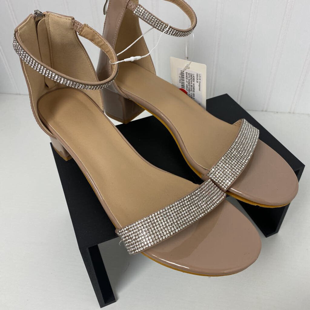 *CHUNKY PUMPS WITH RHINESTONES ACCENT BANDS AT ANKLE AND TOES