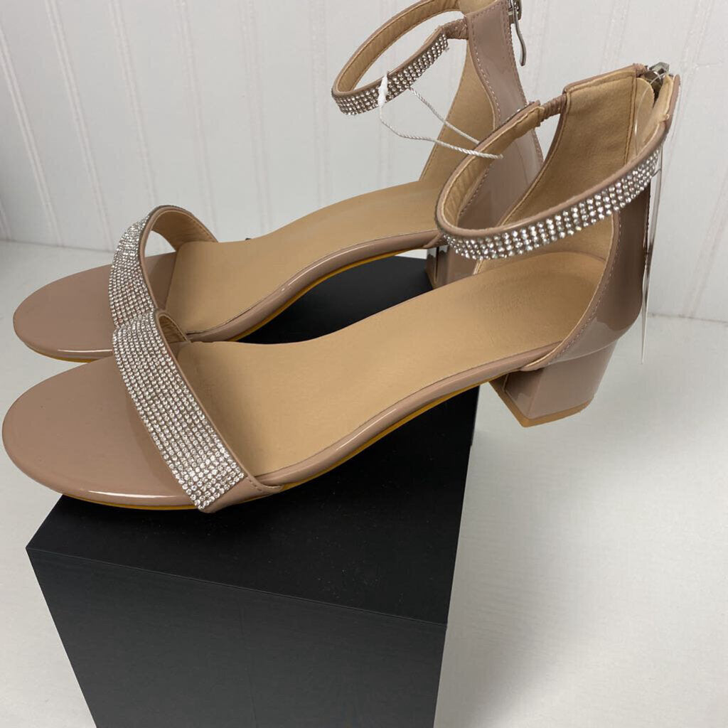 *CHUNKY PUMPS WITH RHINESTONES ACCENT BANDS AT ANKLE AND TOES