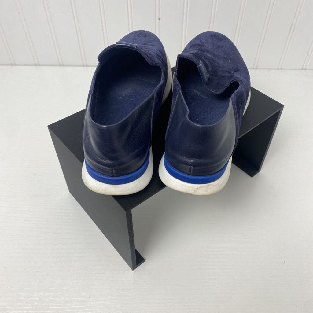 *SUEDE SLIP ON GANDO 0S