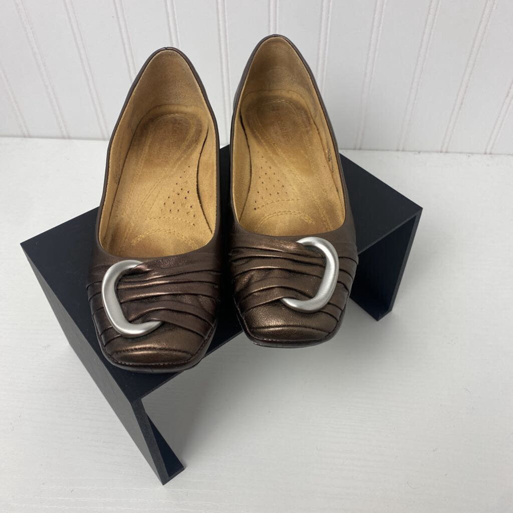 *BRONZE FLAT "VIOLETTE" SILVER ACCENT BUCKLE