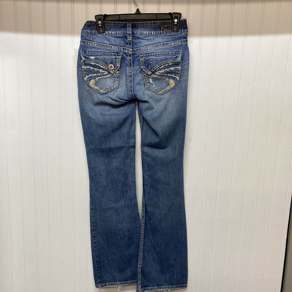 BOOT CUT DISTRESSED JEANS