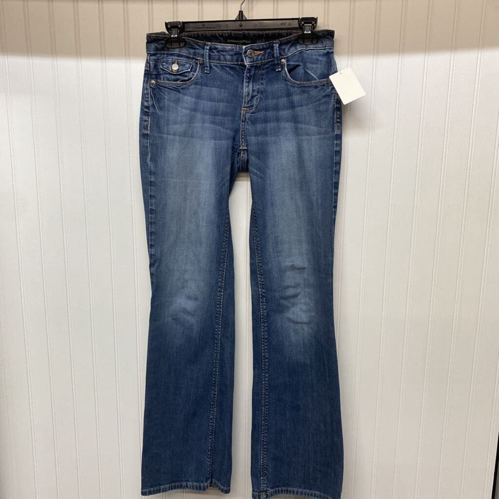 WIDE LEGGED JEANS