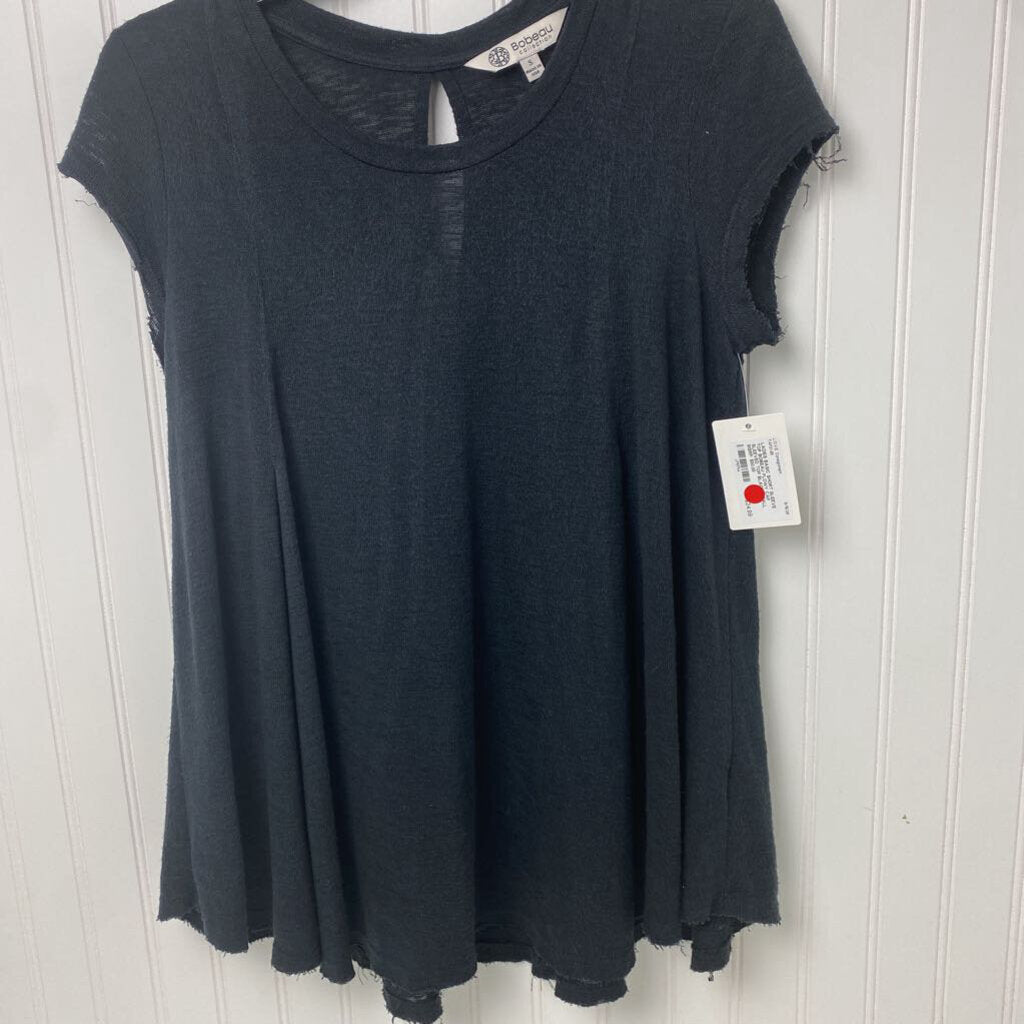 FLOWY CAP SLEEVED TOP
