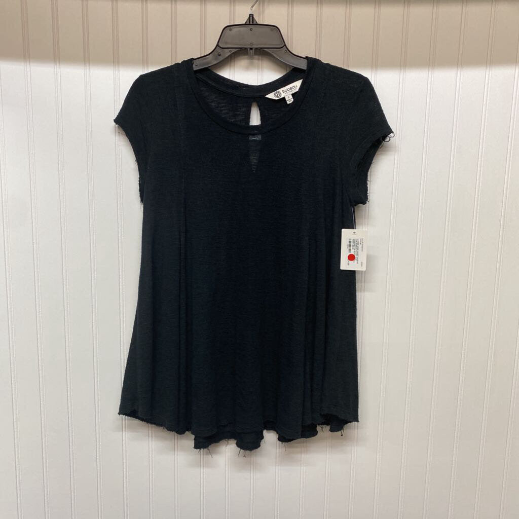 FLOWY CAP SLEEVED TOP