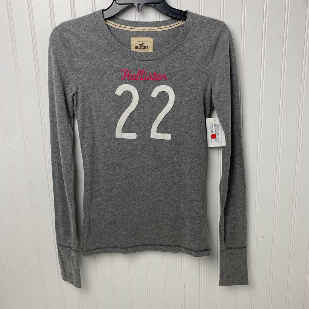 GRAPHIC LONG SLEEVED