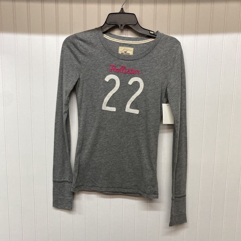 GRAPHIC LONG SLEEVED