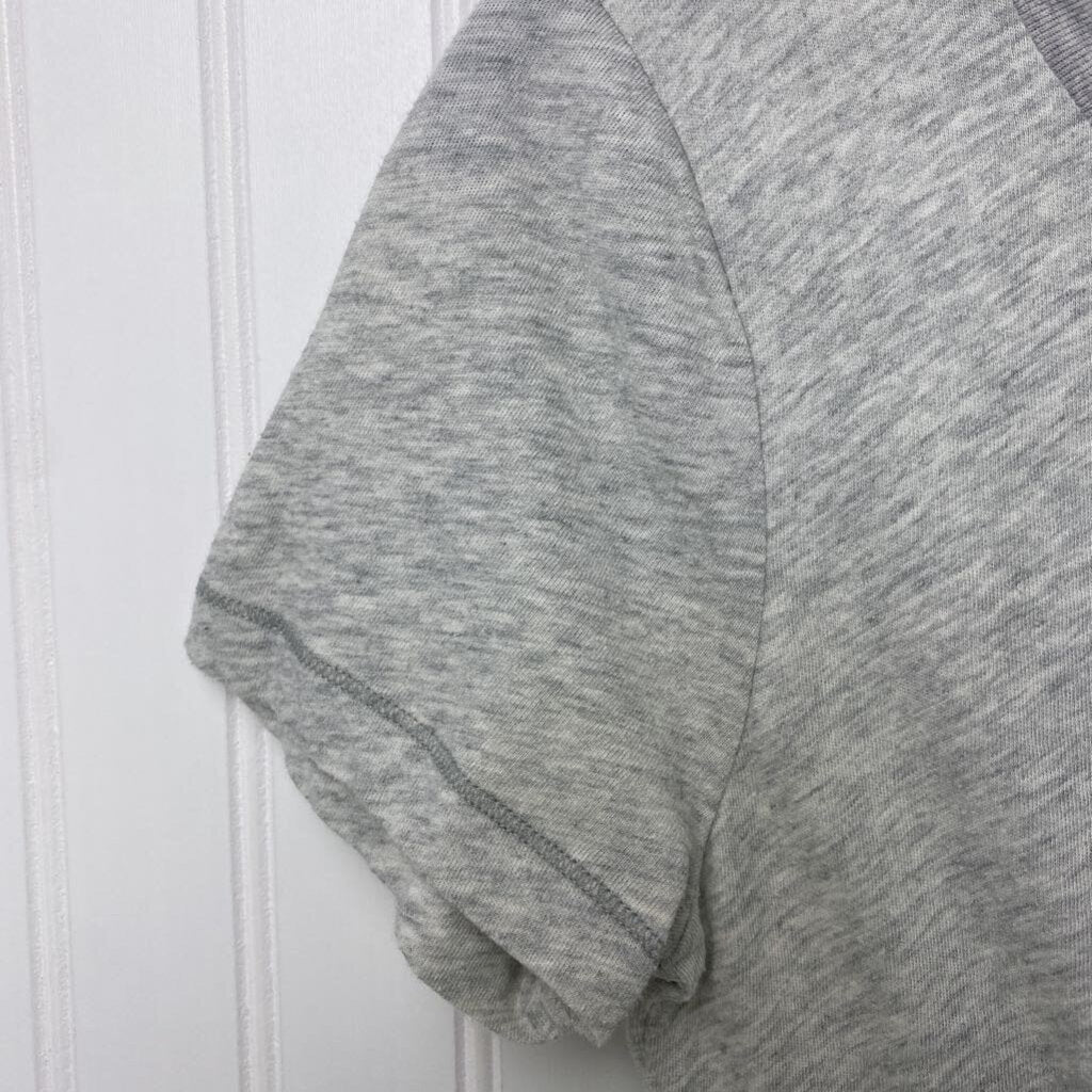 GRAPHIC LONG SLEEVED