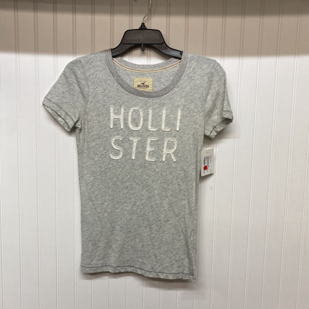 GRAPHIC LONG SLEEVED