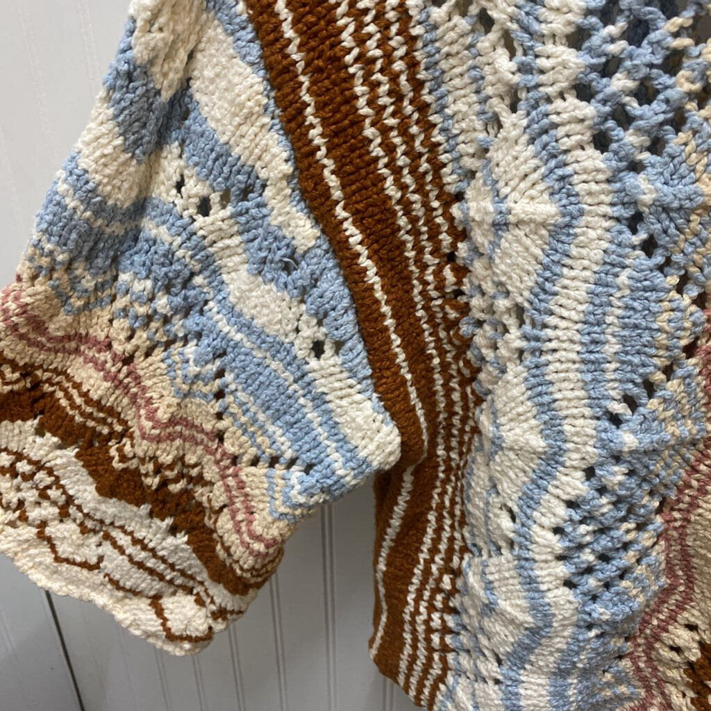 HEAVY KNITTED SWEATER