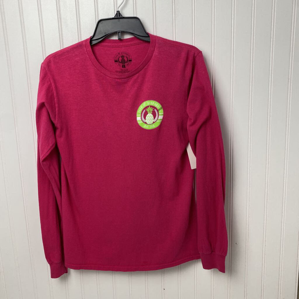 LONG SLEEVED GRAPHIC TEE