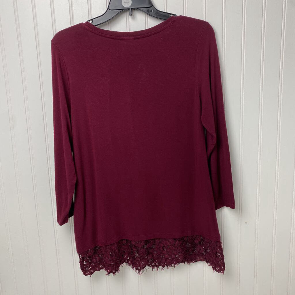 LACE HEMMED LONG SLEEVED