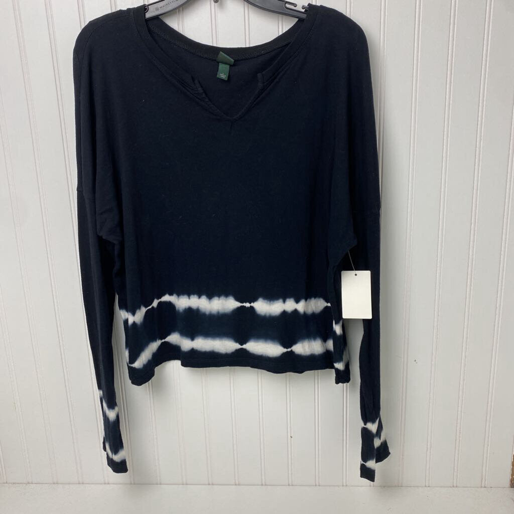 LONG SLEEVED V NECK