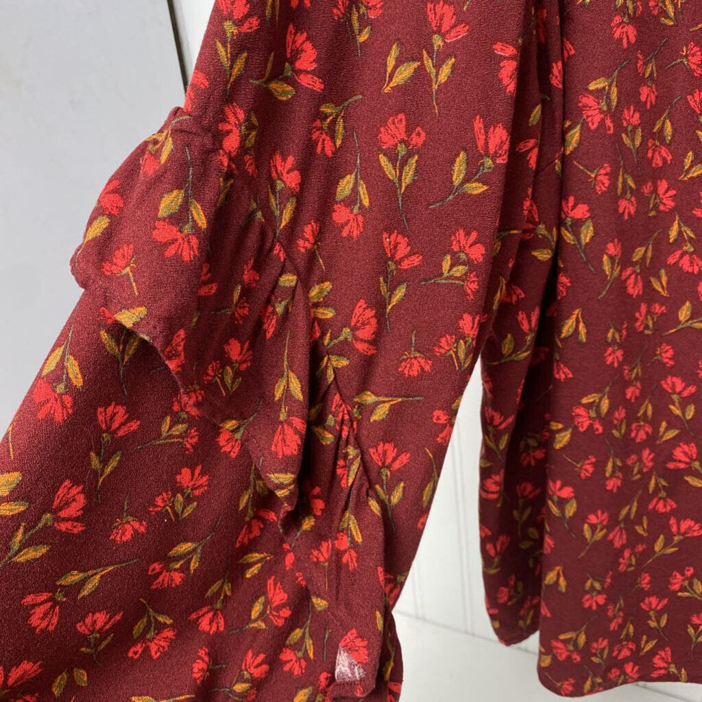 FLORAL LONG SLEEVED