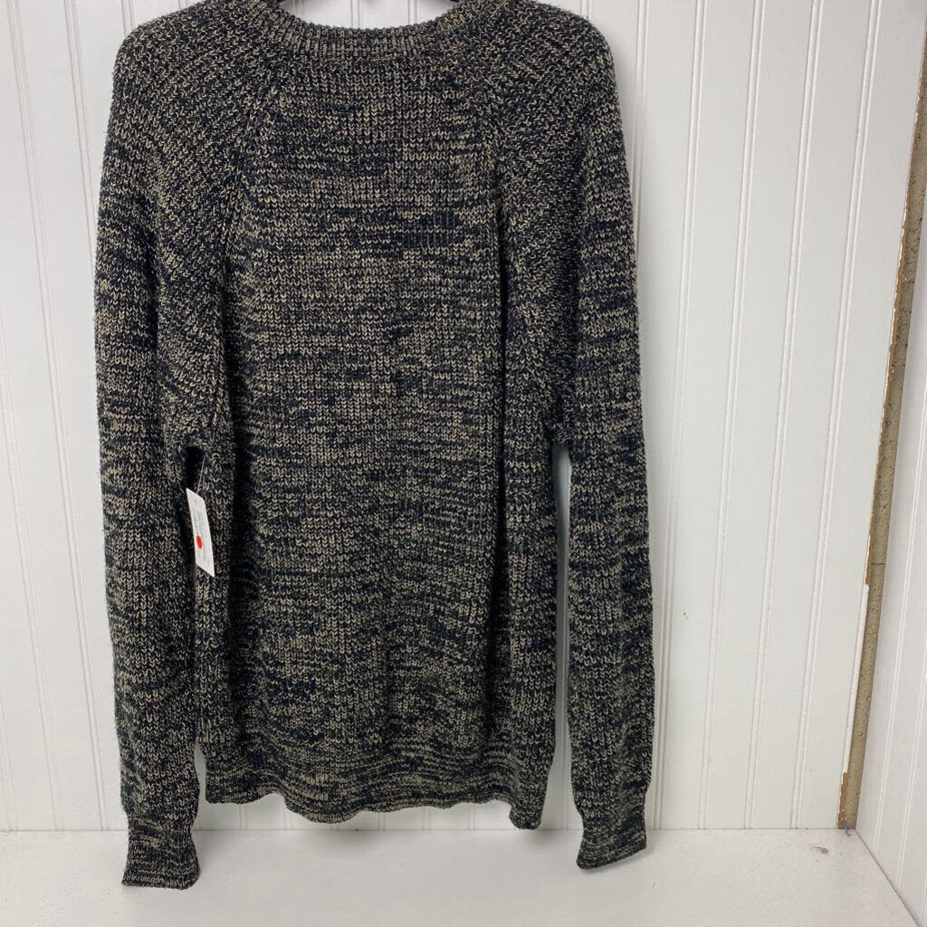 CREW NECK SWEATER