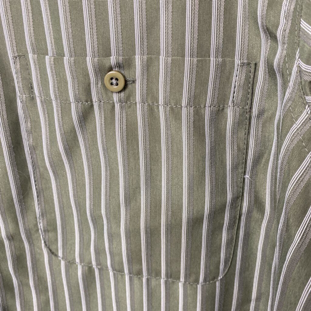 LONG SLEEVED BUTTON DOWN
