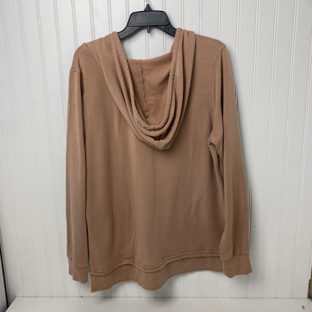 HOODED LONG SLEEVED