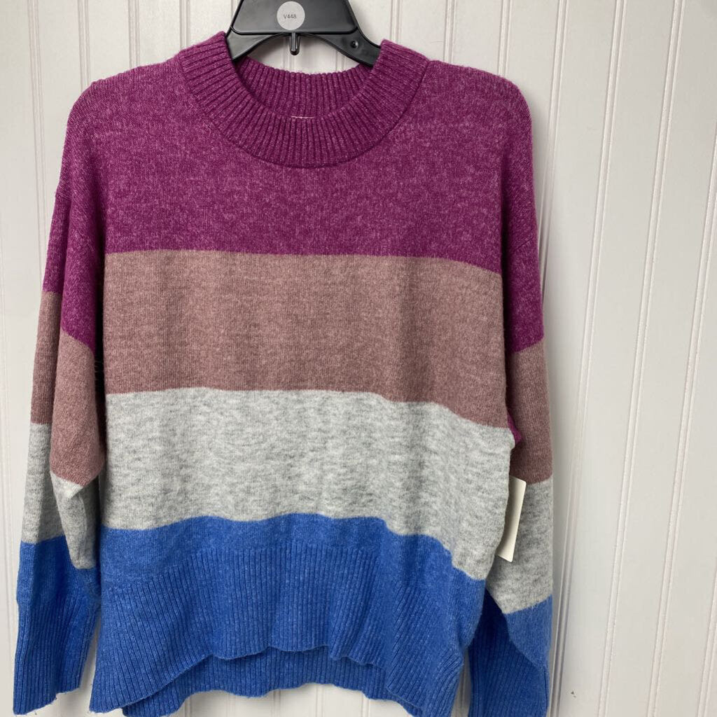STRIPED SWEATER
