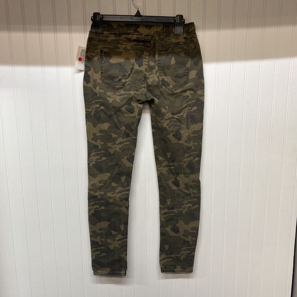 DRAWSTRING WAIST CAMOFLAGE PANTS