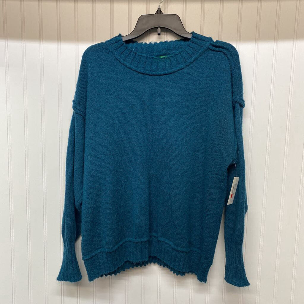 WOMENS PLUS SWEATER