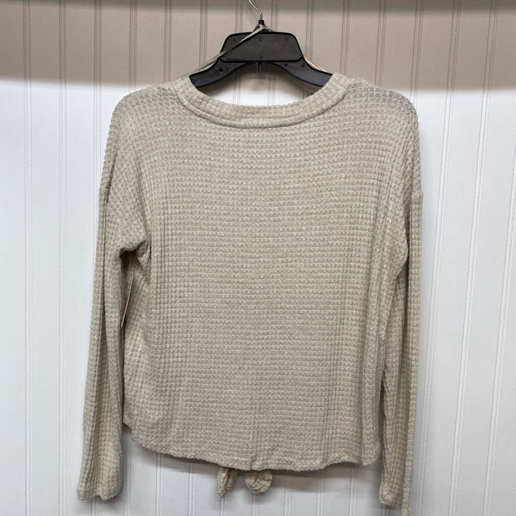 BUTTON DOWN TIE WAIST TOP