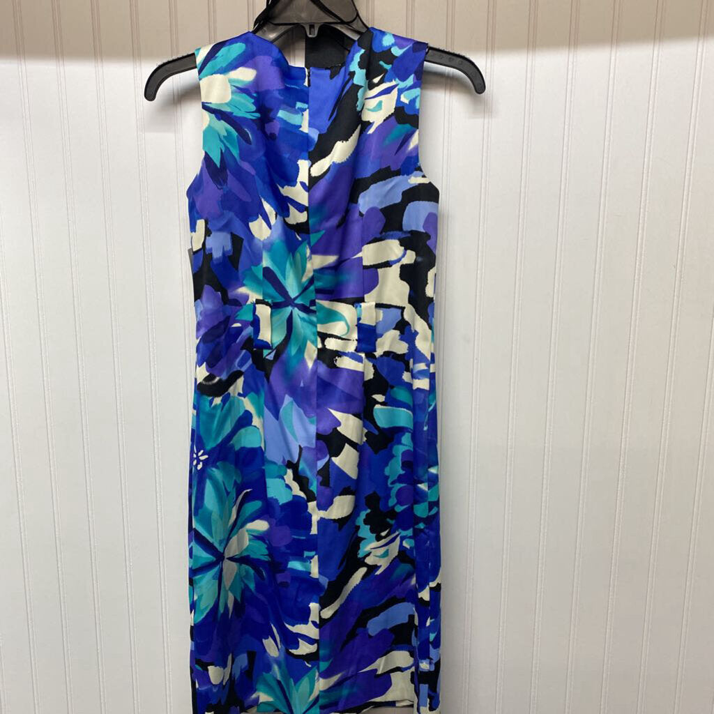 SLEEVLESS SHORT DRESS
