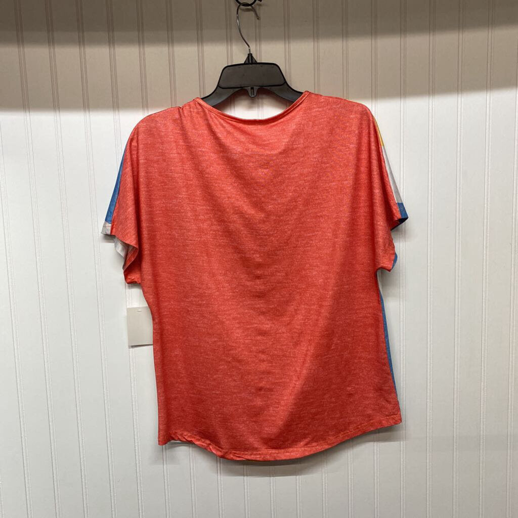 SHORT SLEEVED V NECK