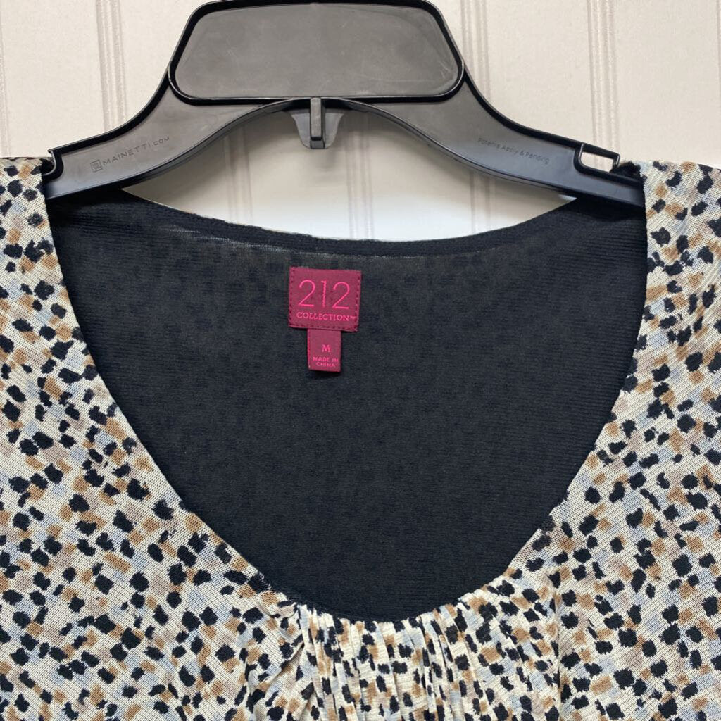 GATHERED NECKLINE TOP