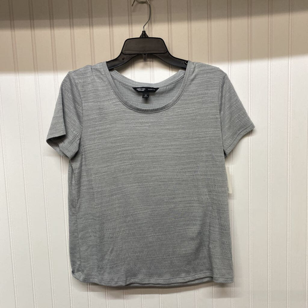 GRAY SHORT SLEEVED