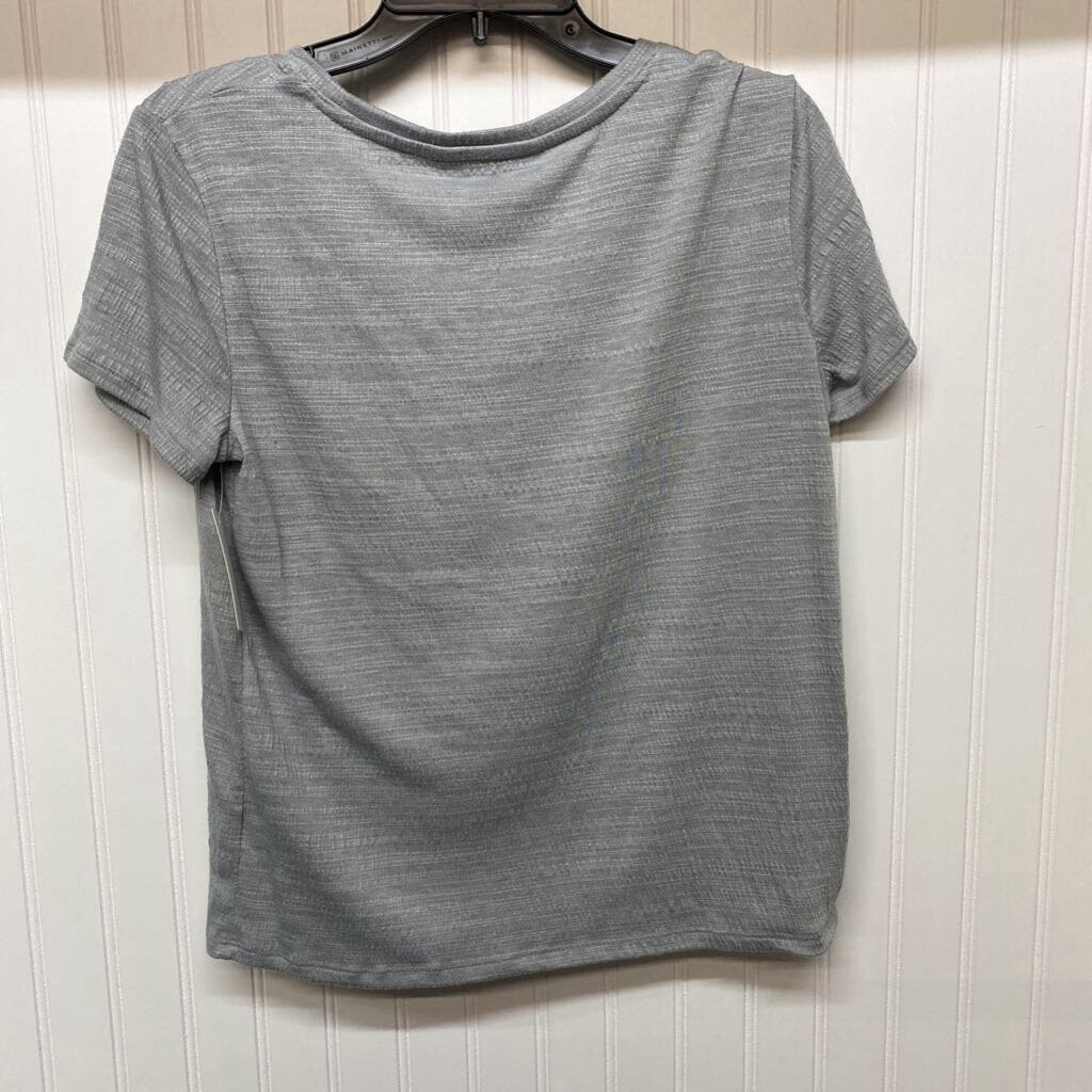 GRAY SHORT SLEEVED