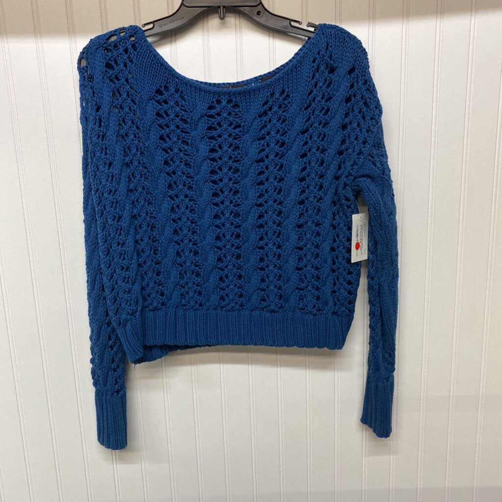 CROPPED LOOSE KNIT SWEATER