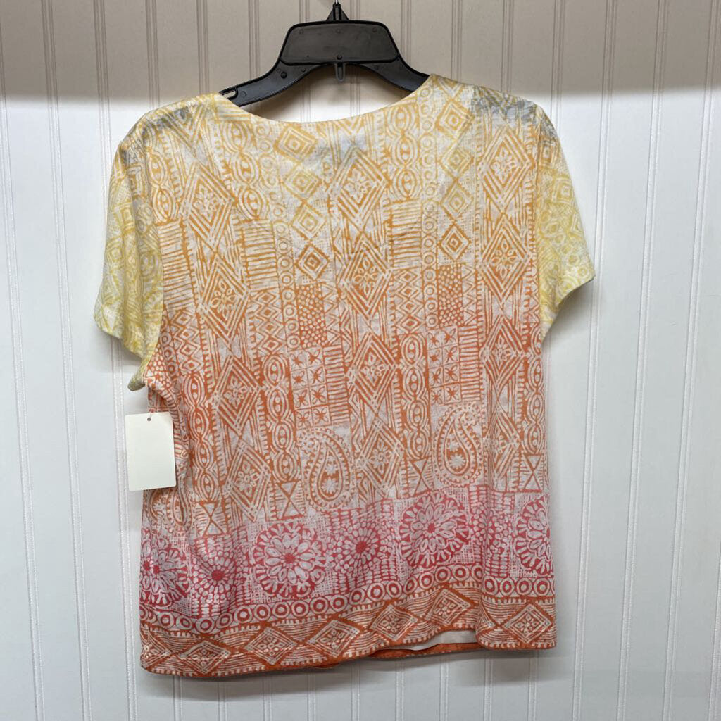 PLEATED NECK SHORT SLEEVED