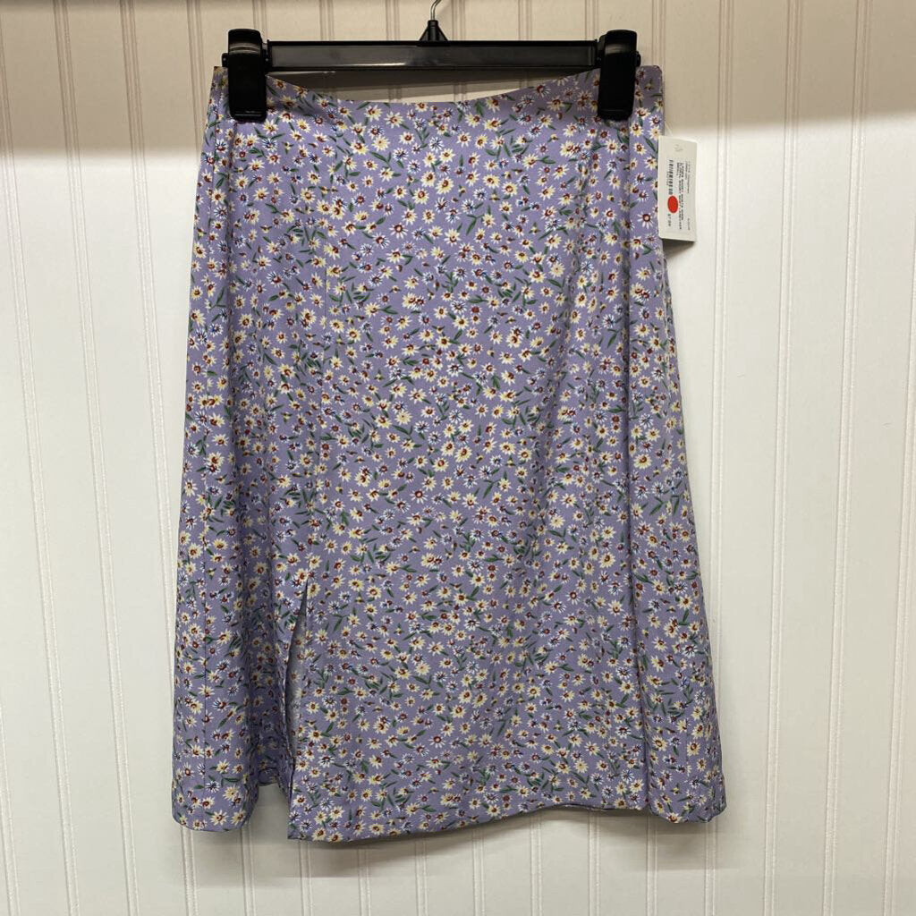FLORAL SHORT SKIRT