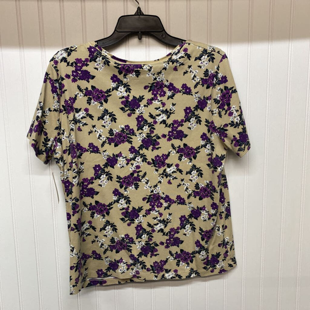 FLORAL SHORT SLEEVED