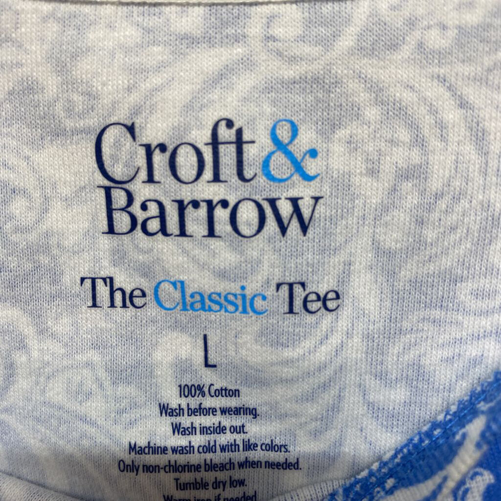 BLUE AND WHITE SHORT SLEEVED
